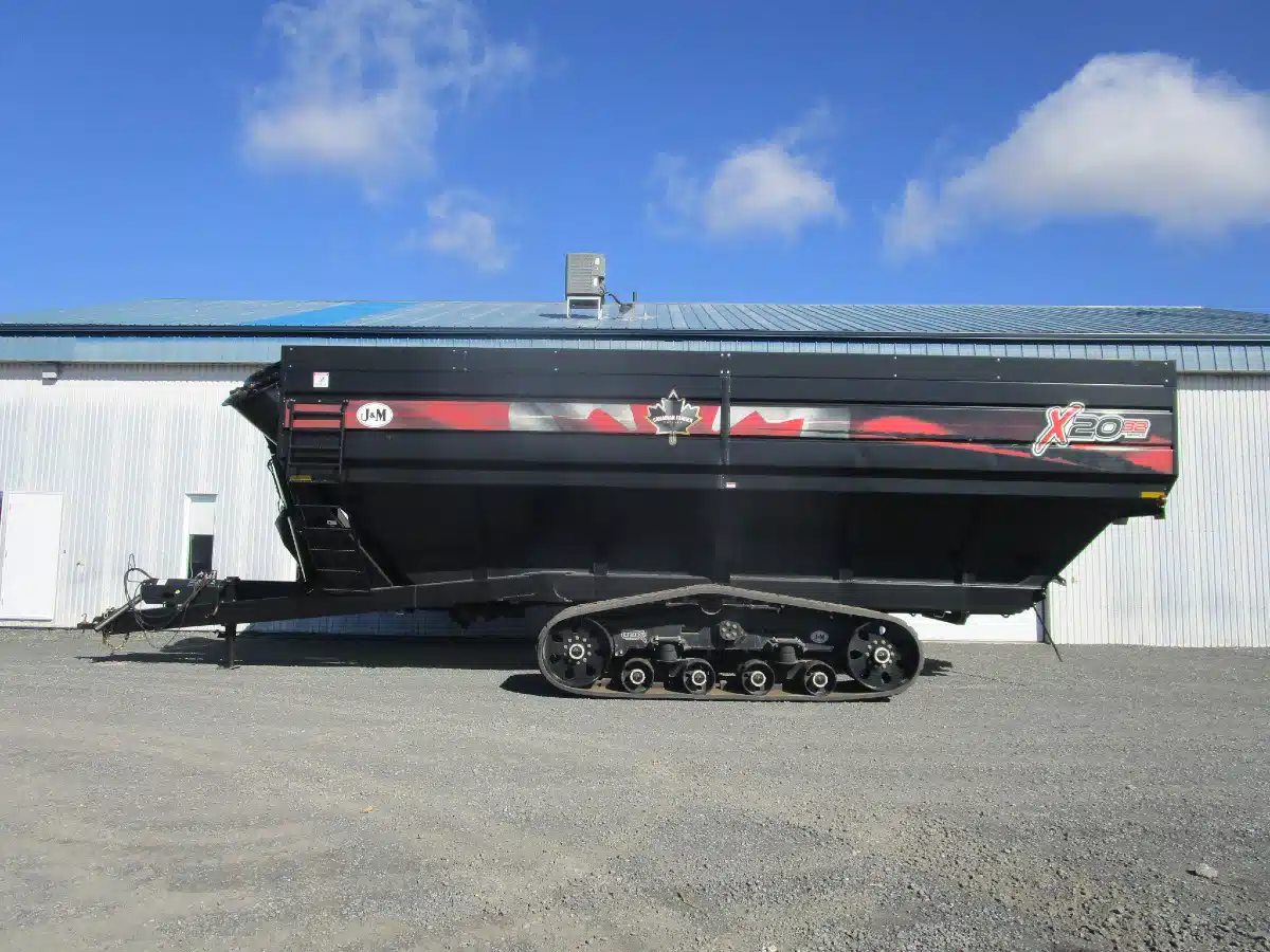 Gallery image 2 for New 2022 J&M 2032 X-TENDED Grain Cart