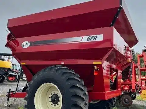 Gallery image 1 for New 2022 J&M 620 Grain Cart