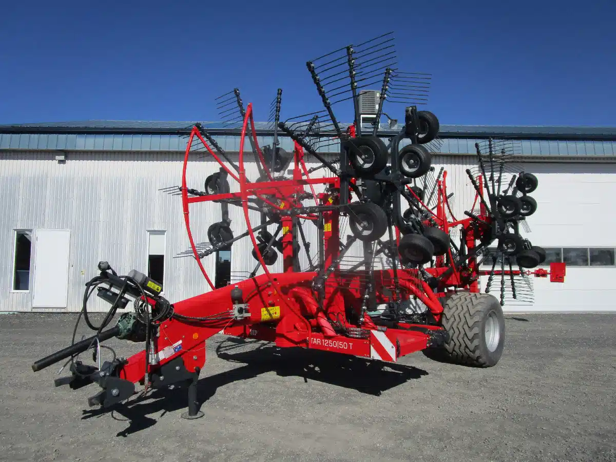 Gallery image 1 for New 2021 SIP 1250-50T Rake