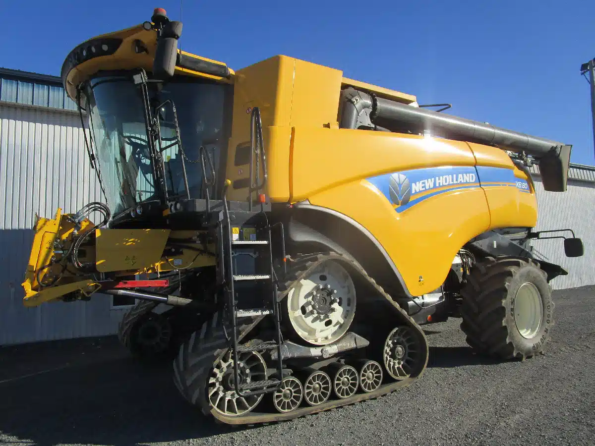 Gallery image 2 for 2021 New Holland CX8.80 Combine