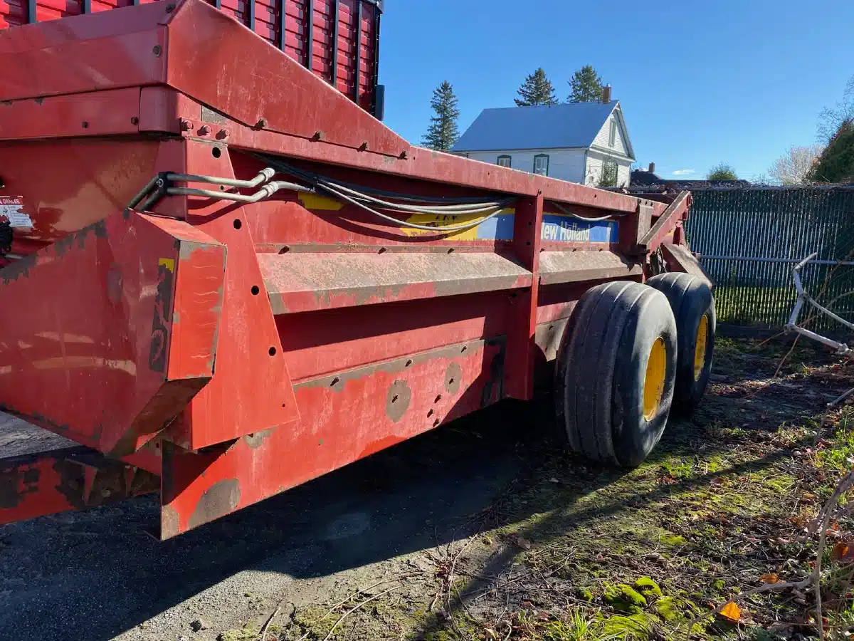 Used 2013 New Holland 195 Manure Spreader
