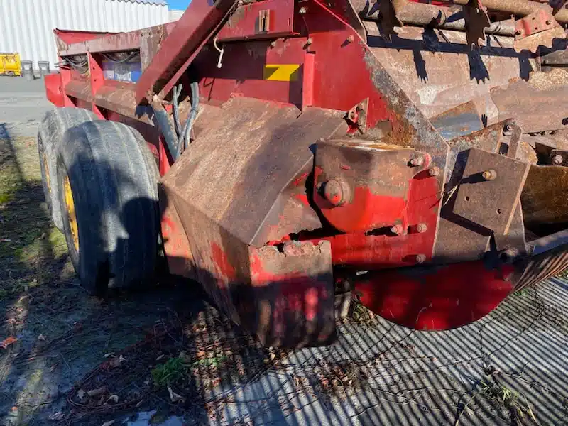 Gallery image 2 for Used 2013 New Holland 195 Manure Spreader