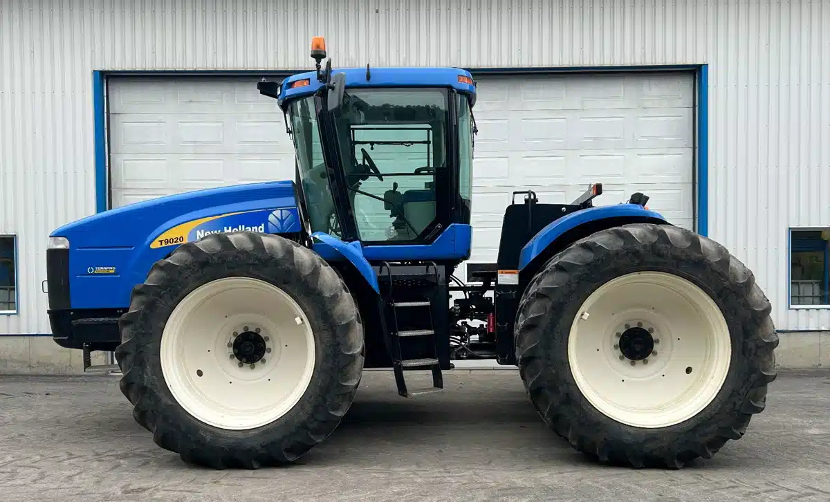 Photo de la Galerie 2 pour 2010 New Holland T9020 Tracteur