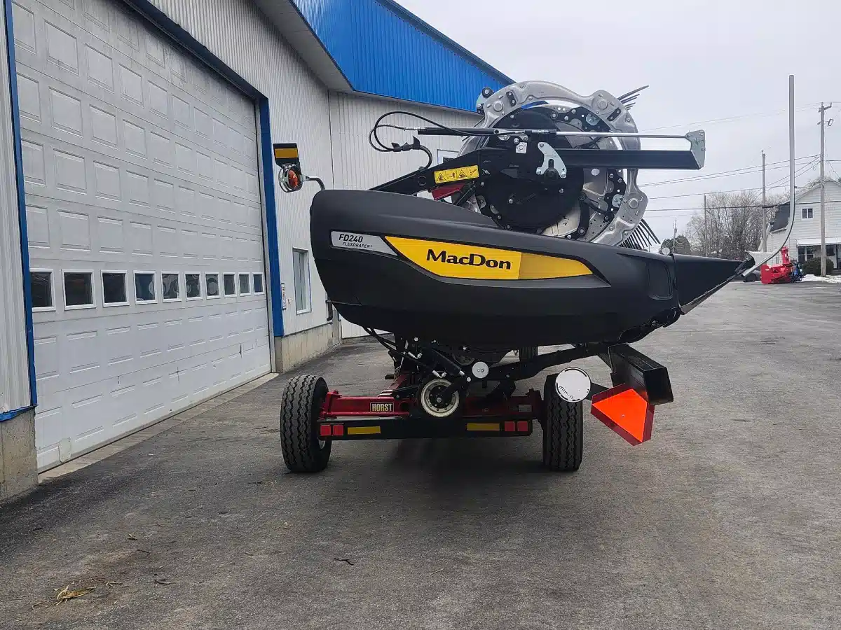 Gallery image 2 for 2022 MacDon FD240 Header - Draper