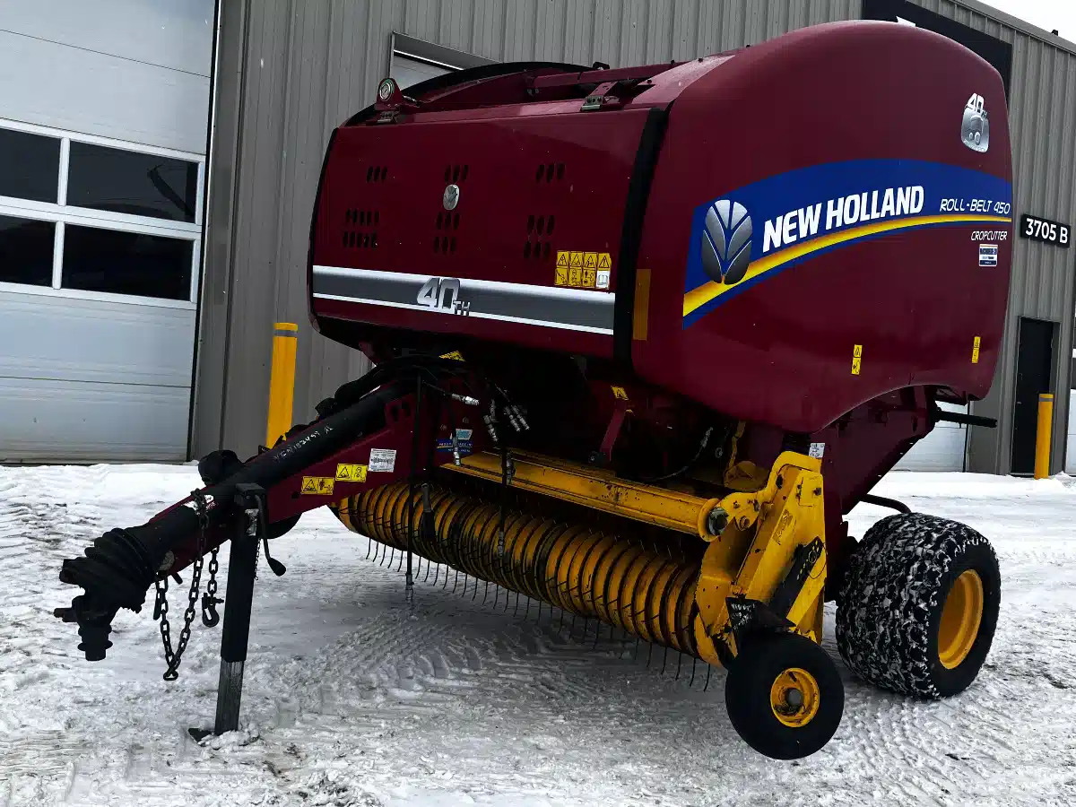 Used 2015 New Holland ROLL-BELT 450 Round Baler