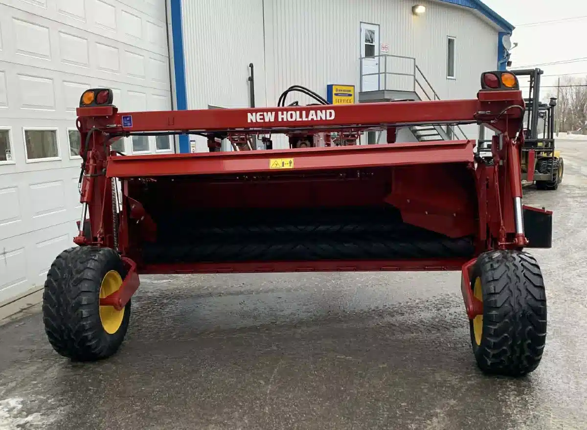 Gallery image 2 for New 2022 New Holland DB312R Disc Mower Conditioner