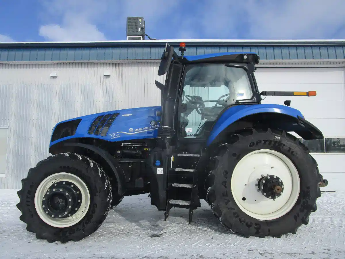 Gallery image 2 for 2023 New Holland T8.380 PLM AUTO COMMAND Tractor