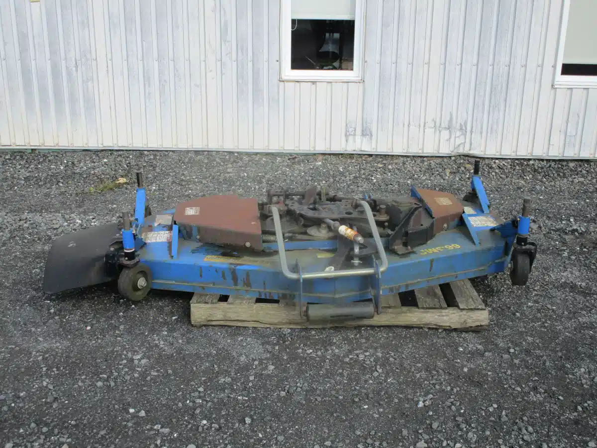 Photo de la Galerie 2 pour 2011 New Holland 266GMS Autre