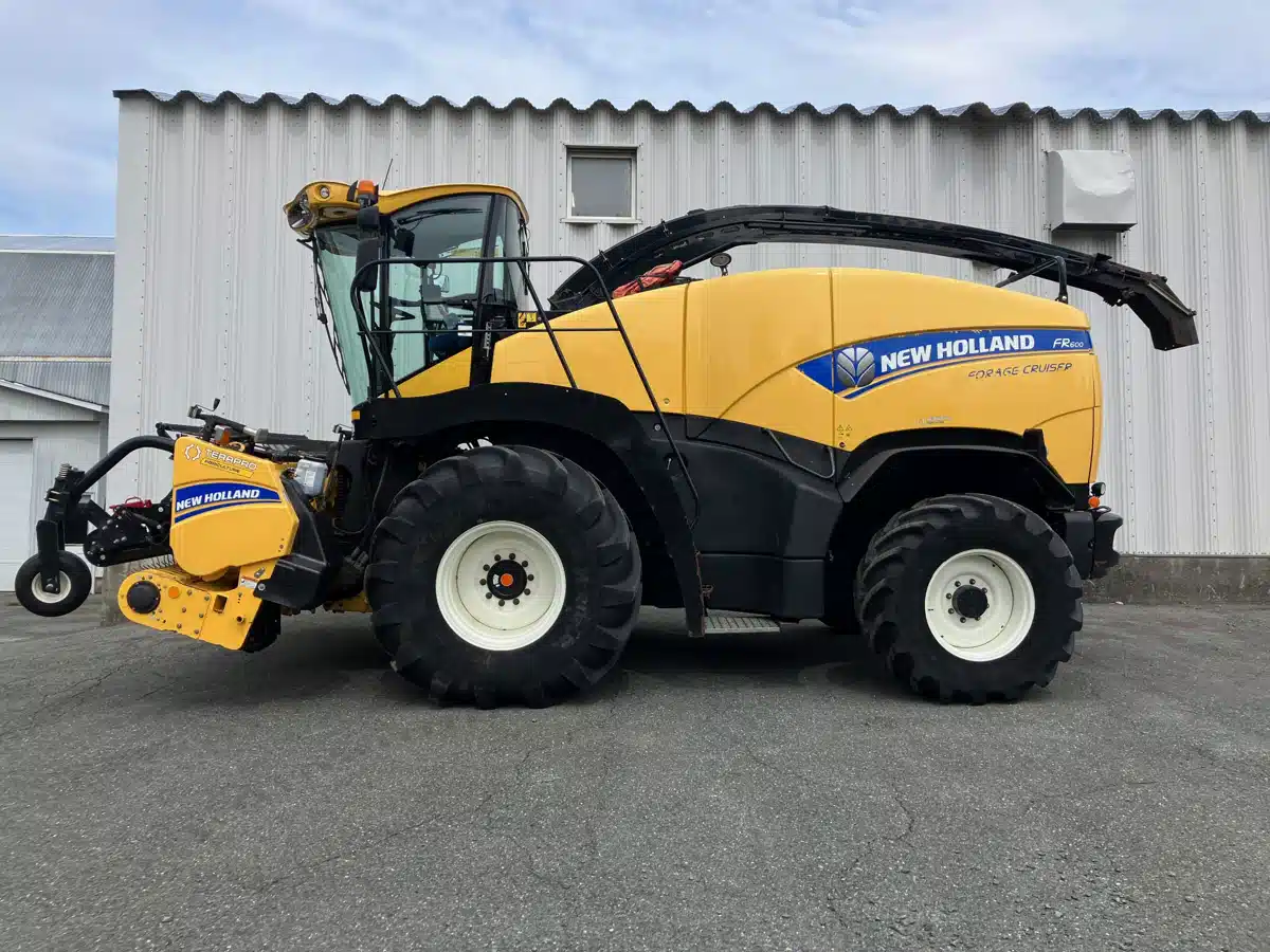 Gallery image 2 for 2015 New Holland FR600 Forage Harvester