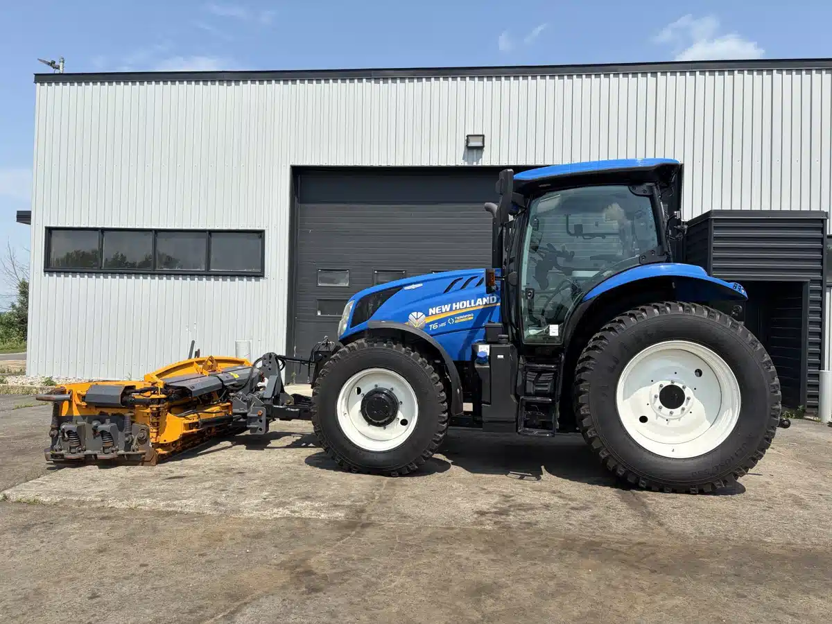 Gallery image 2 for 2023 New Holland T6.145 Tractor