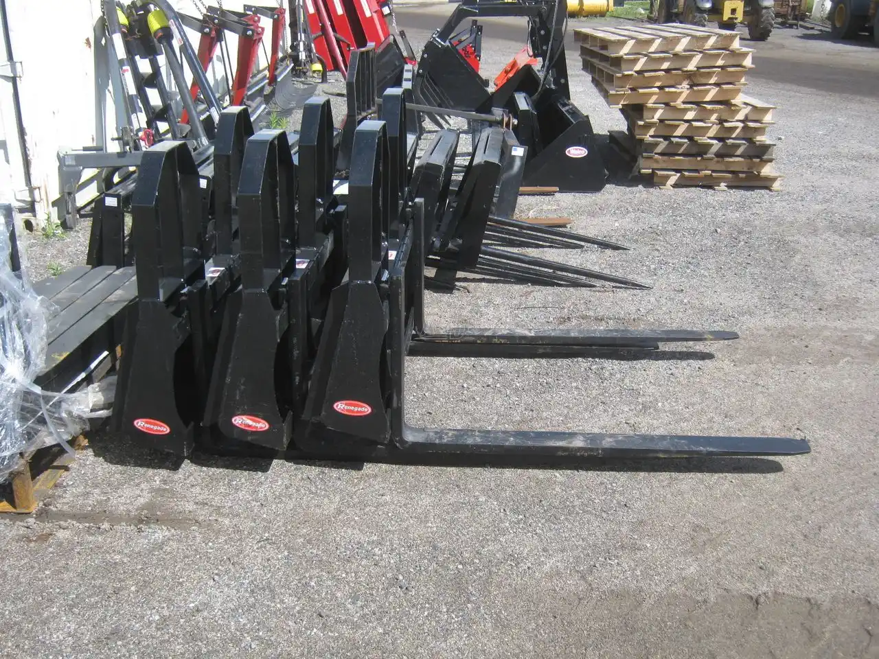 Gallery image 2 for New Walco 48 INCH Pallet Fork