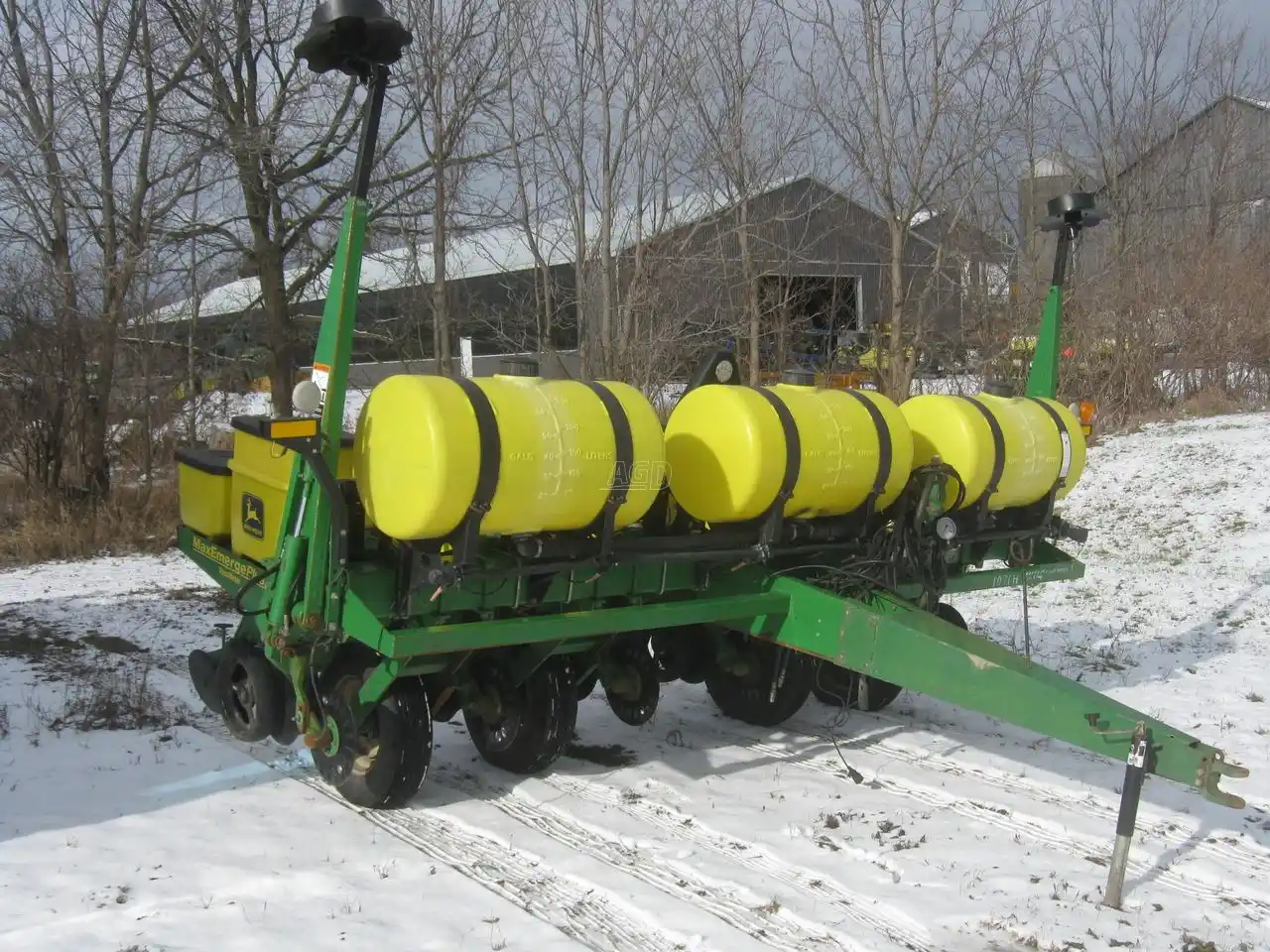 Gallery image 1 for Used John Deere 1750 Planter