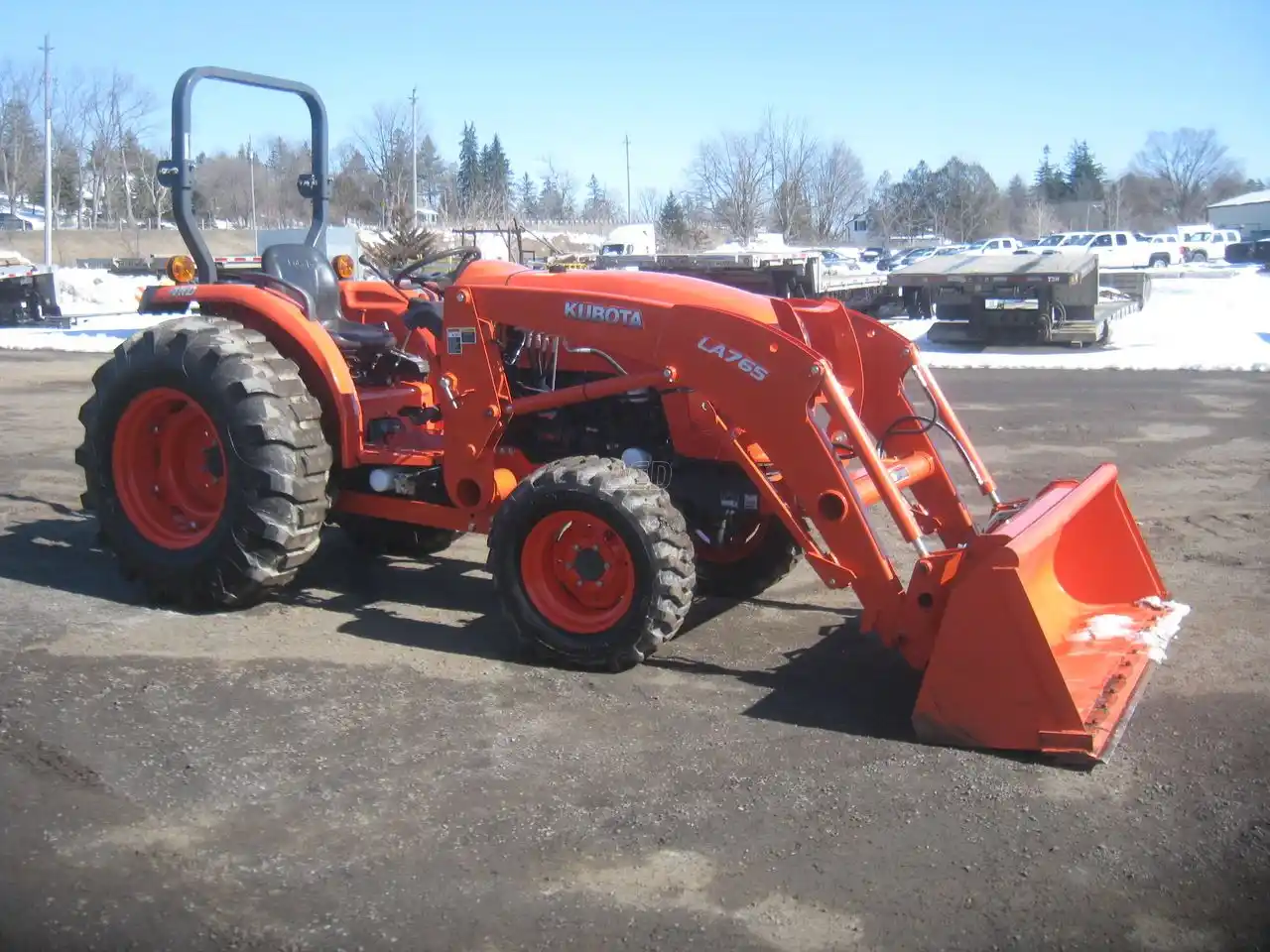 Gallery image 2 for Used 2014 Kubota L4701 Tractor