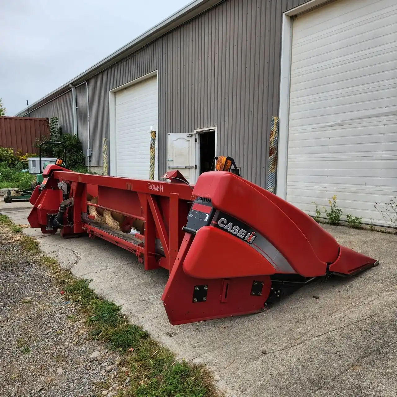 Gallery image 2 for Used 2012 Case IH 3406 Header - Row Crop