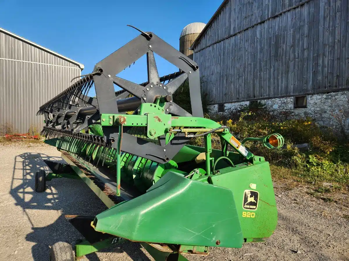 Gallery image 1 for Used John Deere 920 Header - Flex
