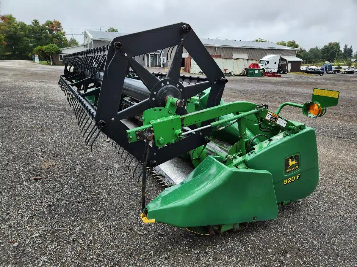Gallery image 1 for Used John Deere 920 Header - Flex