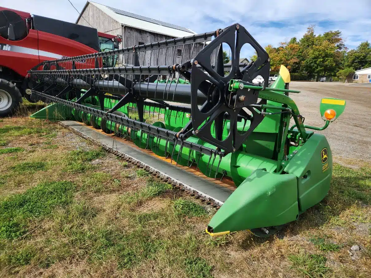 Gallery image 2 for Used John Deere 625F Header - Flex