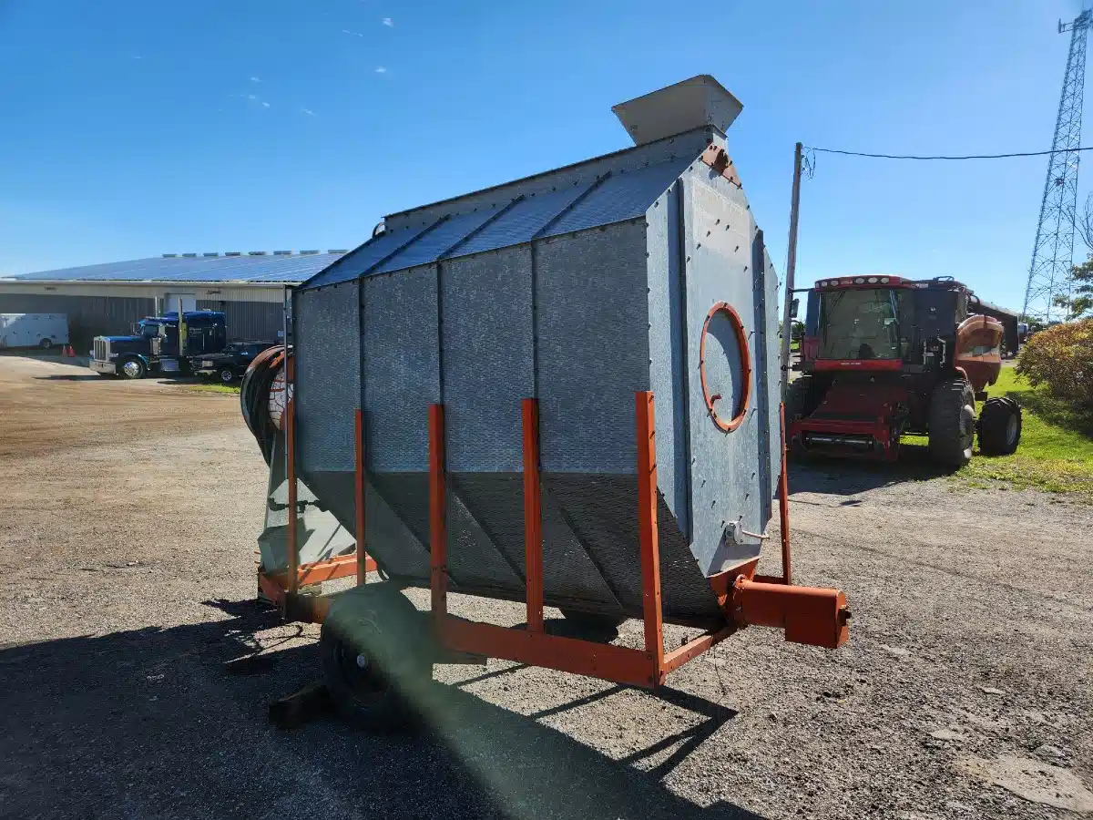 Gallery image 2 for Used Farm Fans AB8B Grain Dryer