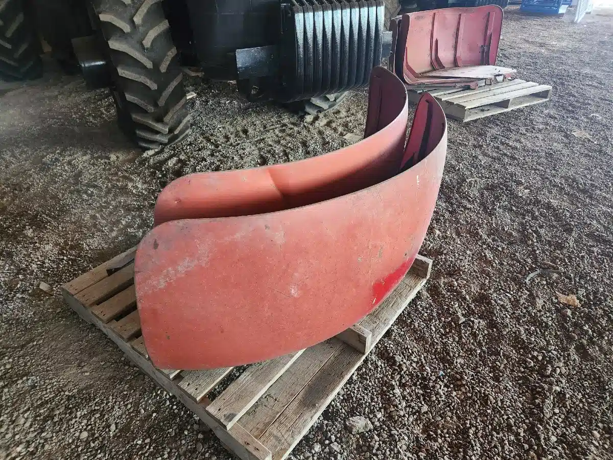 Gallery image 2 for International Fenders Parts New-Used