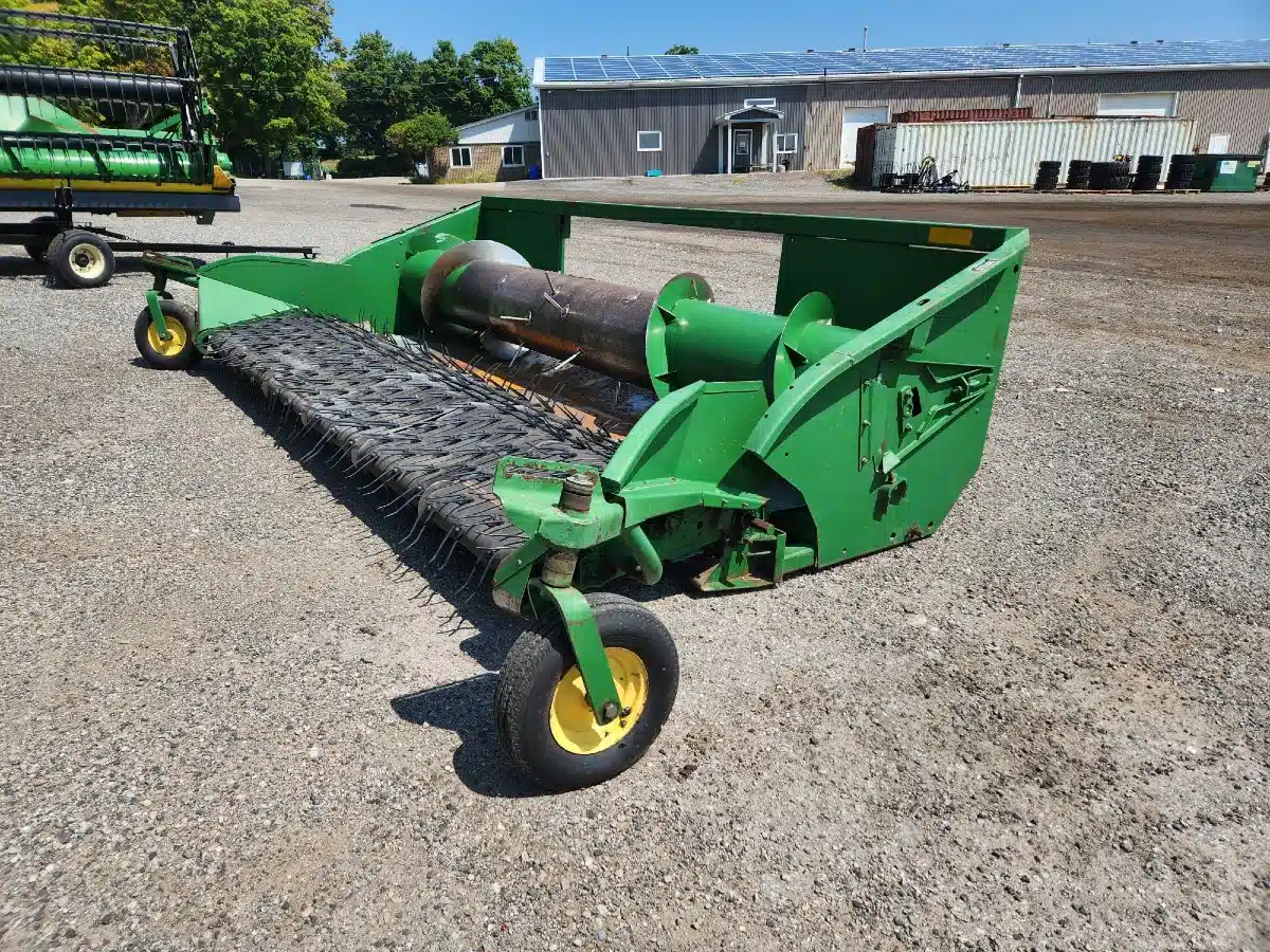 Gallery image 1 for Used John Deere 912 Header - Pickup