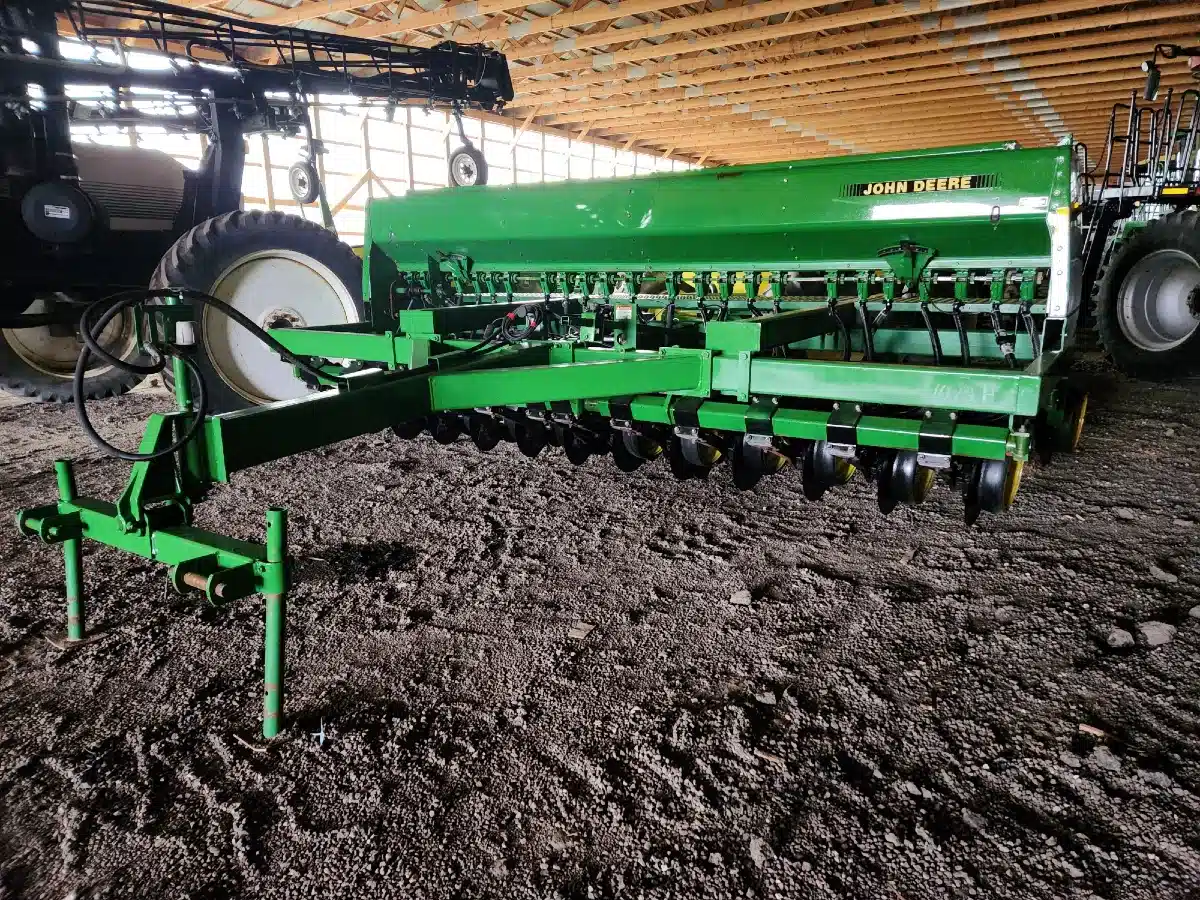 Used John Deere 750 Drill