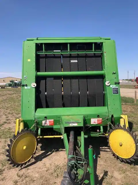 Gallery image 2 for Used 1992 John Deere 535 Round Baler