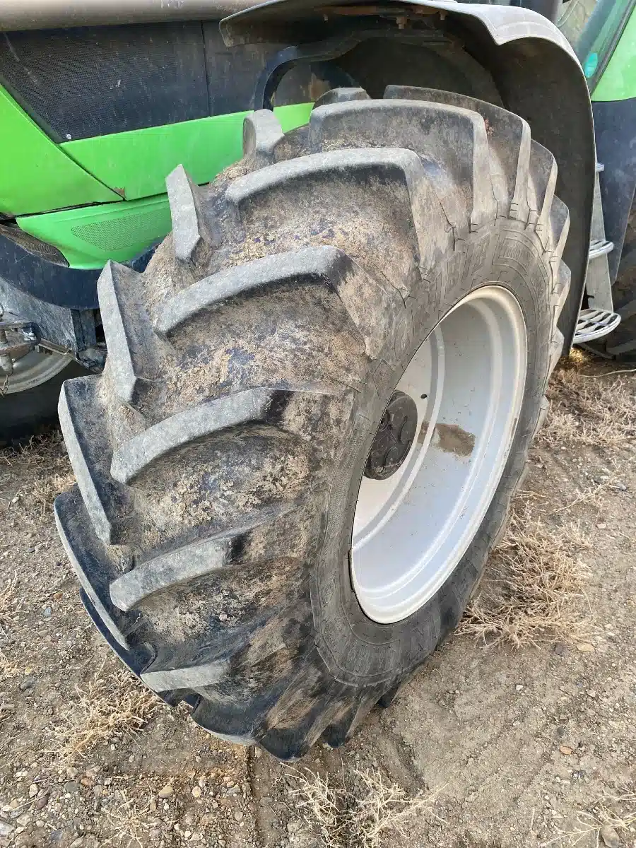 Gallery image 2 for Used 2013 Deutz Fahr AGROTRON M620 Tractor