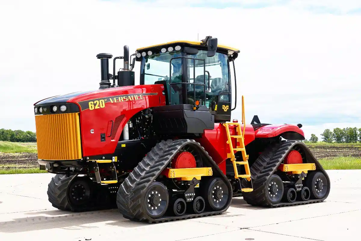 Gallery image 1 for Used 2025 Versatile 620DT Tractor