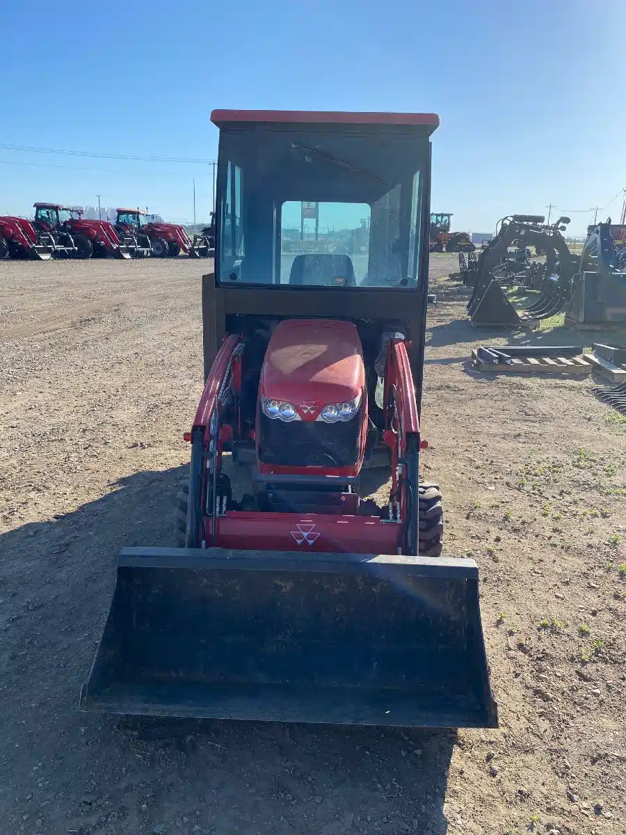 Gallery image 2 for Used 2009 Massey Ferguson GC2400 Tractor