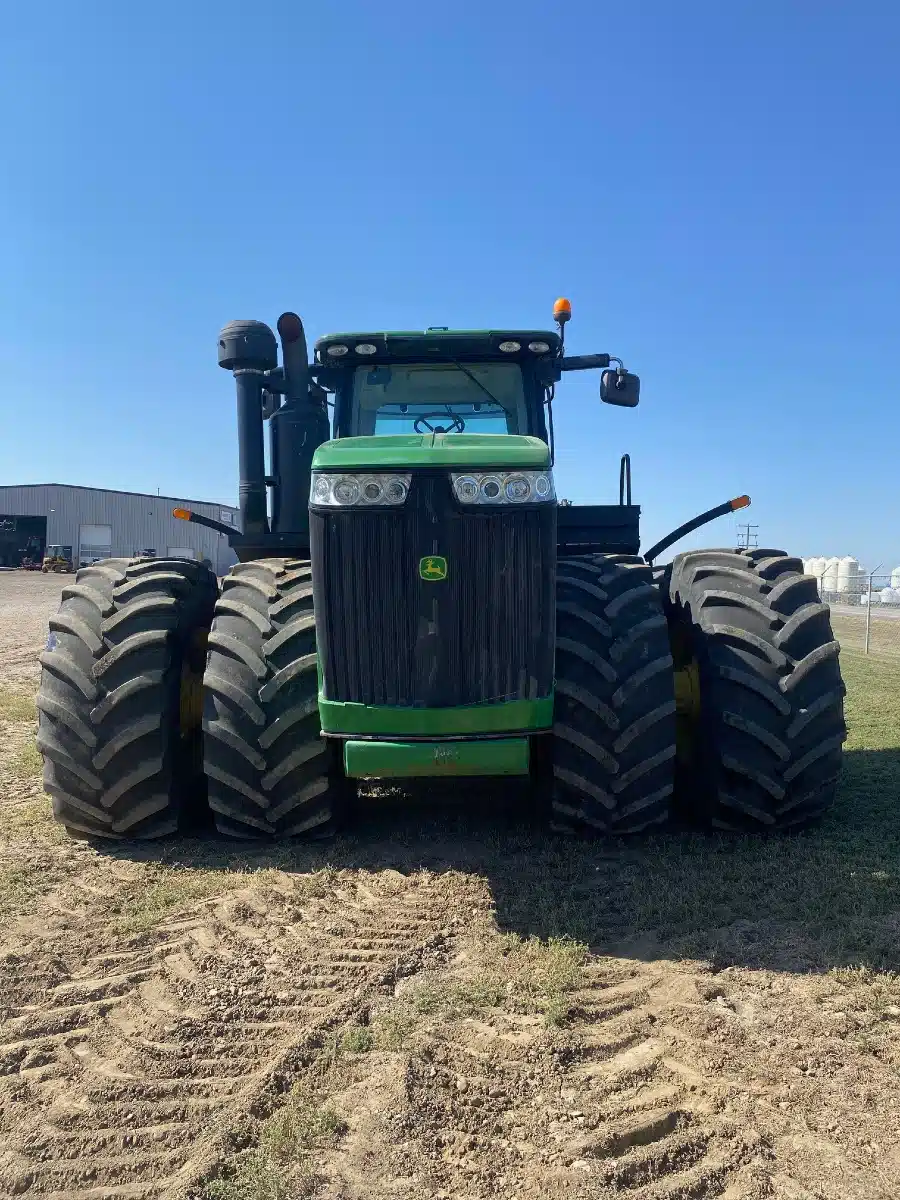 Gallery image 2 for Used 2014 John Deere 9560R Tractor