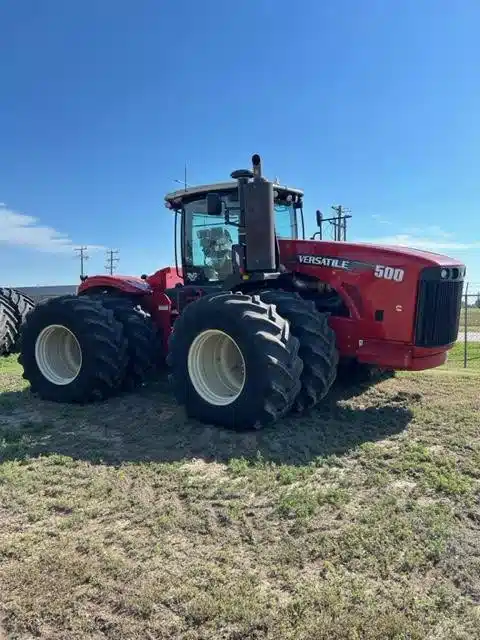 Gallery image 1 for 2013 Versatile 500 Tractor