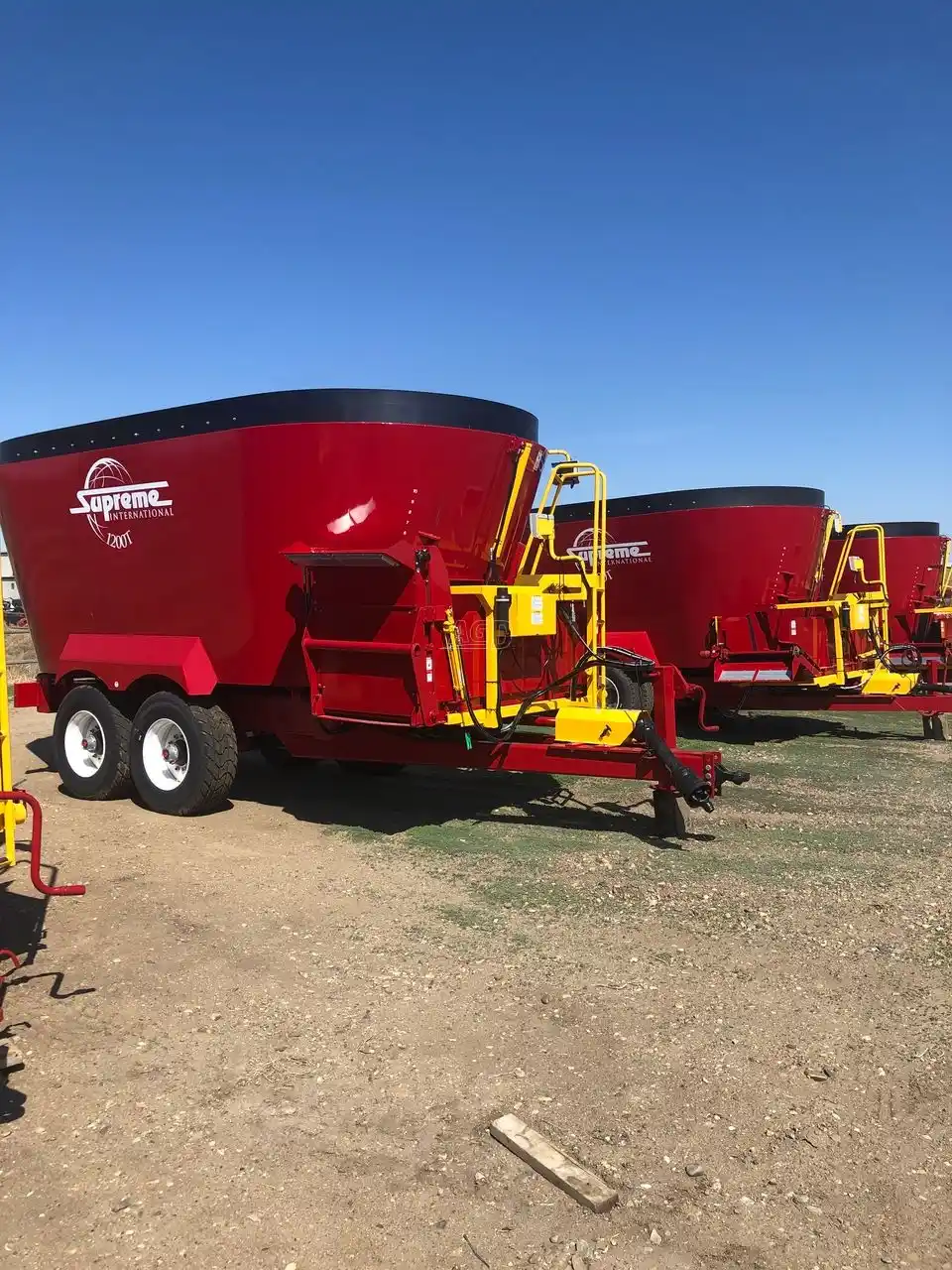 Gallery image 1 for New 2025 Supreme 900T TMR Mixer