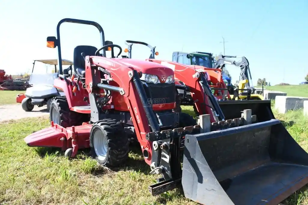 Gallery image 1 for Used 2017 Massey Ferguson GC1705L Tractor