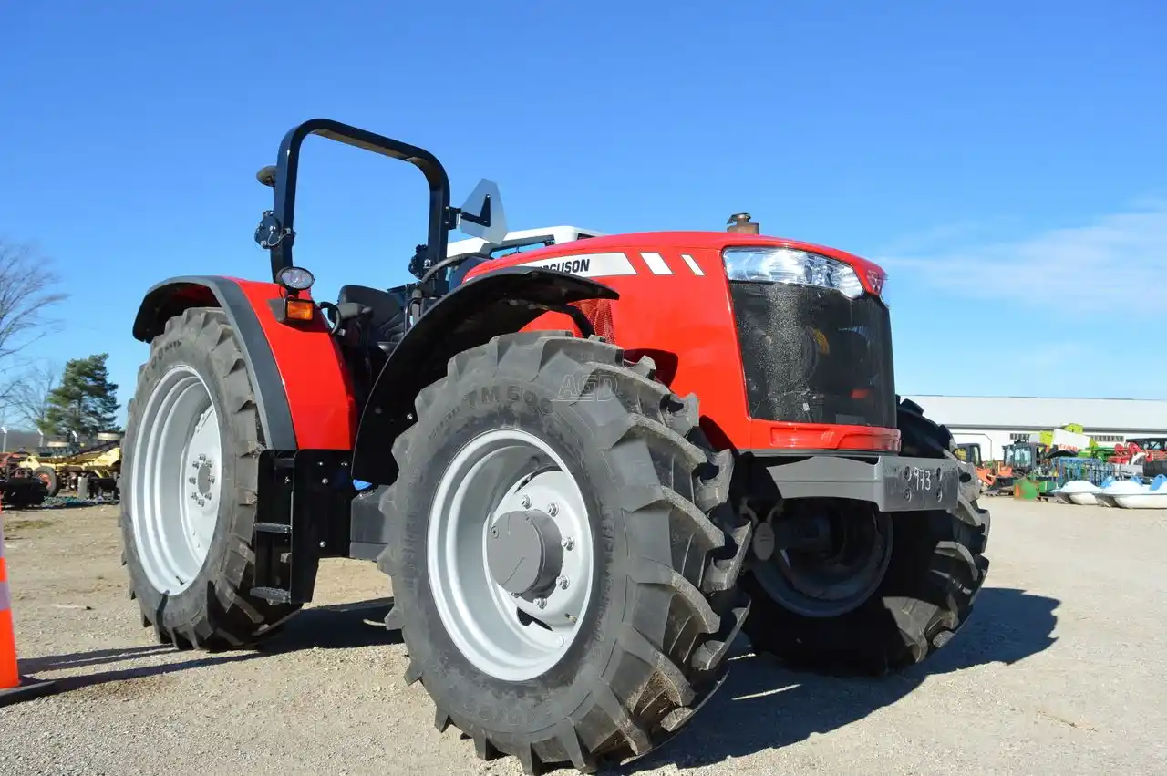 Gallery image 1 for Used 2020 Massey Ferguson 4710 Tractor