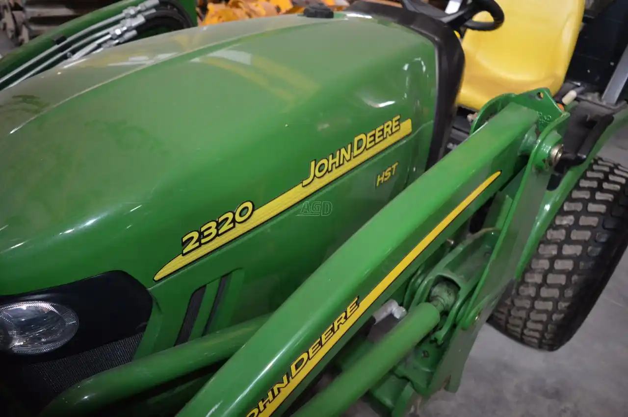 Gallery image 2 for Used 2007 John Deere 2320 Tractor