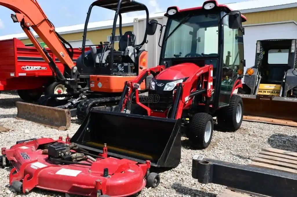 Gallery image 1 for Used Mahindra EMAX 20S Tractor