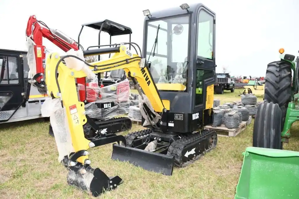Gallery image 1 for New 2023 MIVA VA13C Excavator
