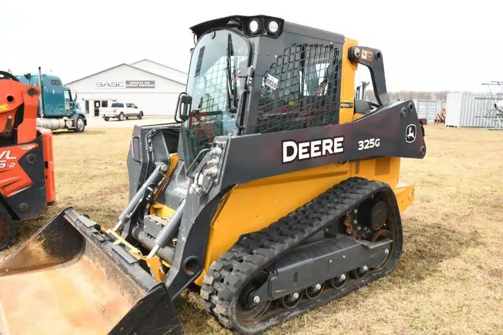 Gallery image 1 for Used John Deere 325G Track Loader