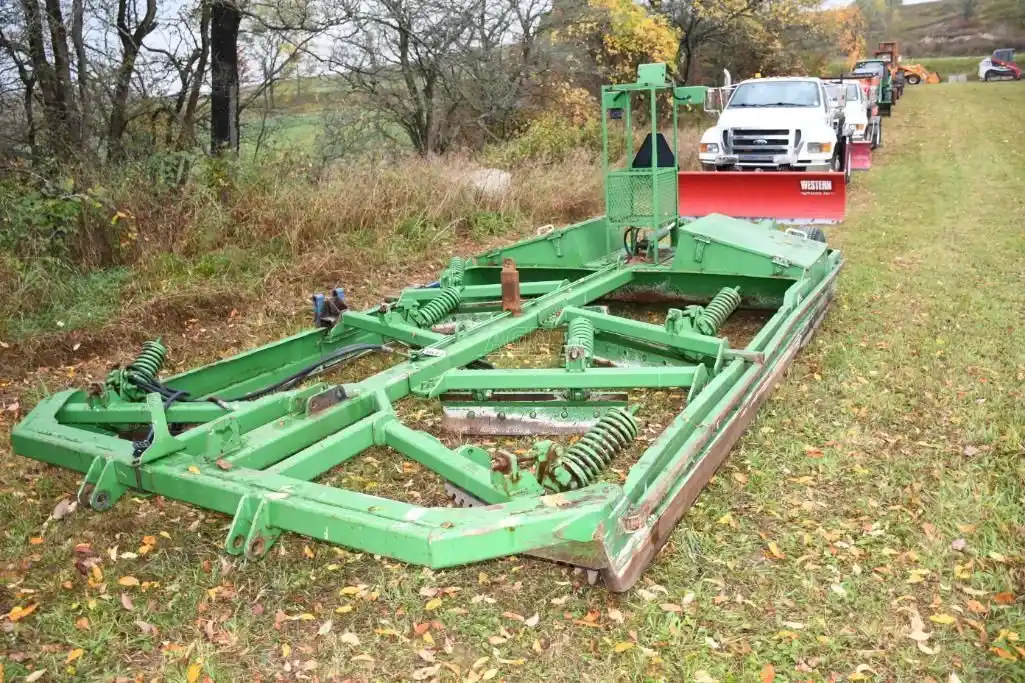 Gallery image 2 for Used HYD GROOMER Grader