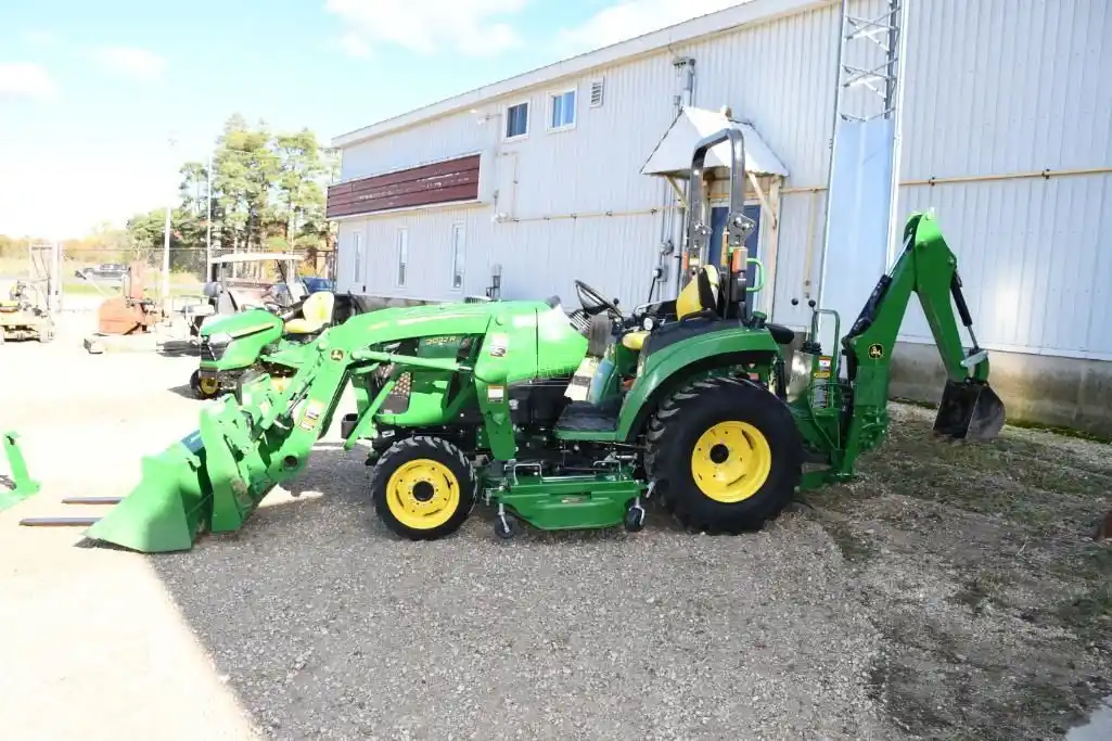 Gallery image 2 for Used 2017 John Deere 2032R Tractor