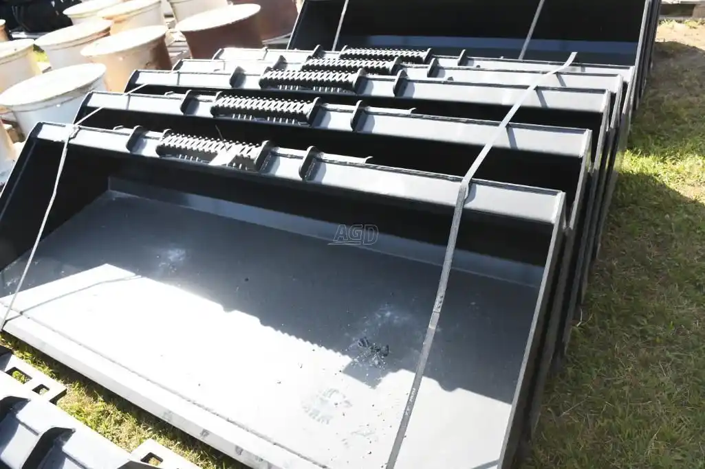 Gallery image 2 for MAPLESIDE 7 1/2FT Bucket