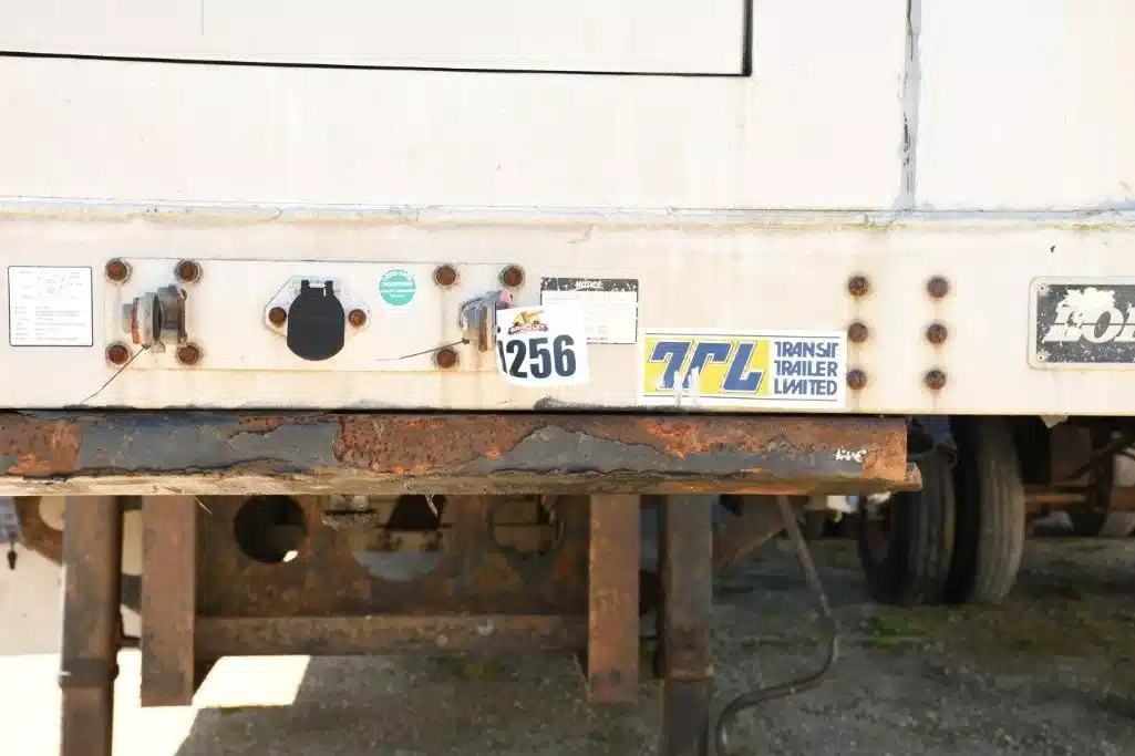 Gallery image 2 for Used 2007 Load King 53FT Trailer - Step Deck