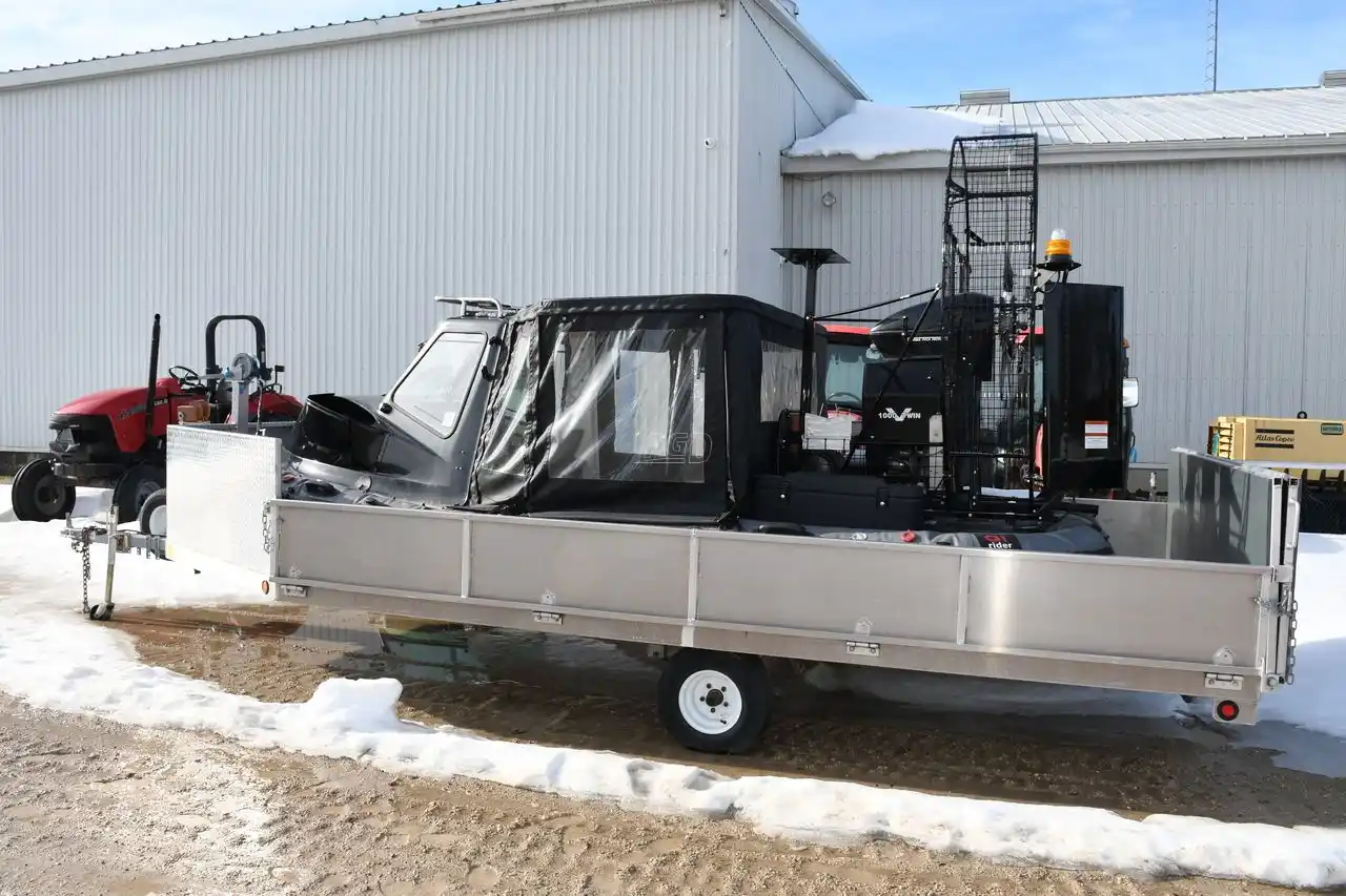 Gallery image 2 for Used 2015 AIR RIDER AR45 HOVERCRAFT Boat