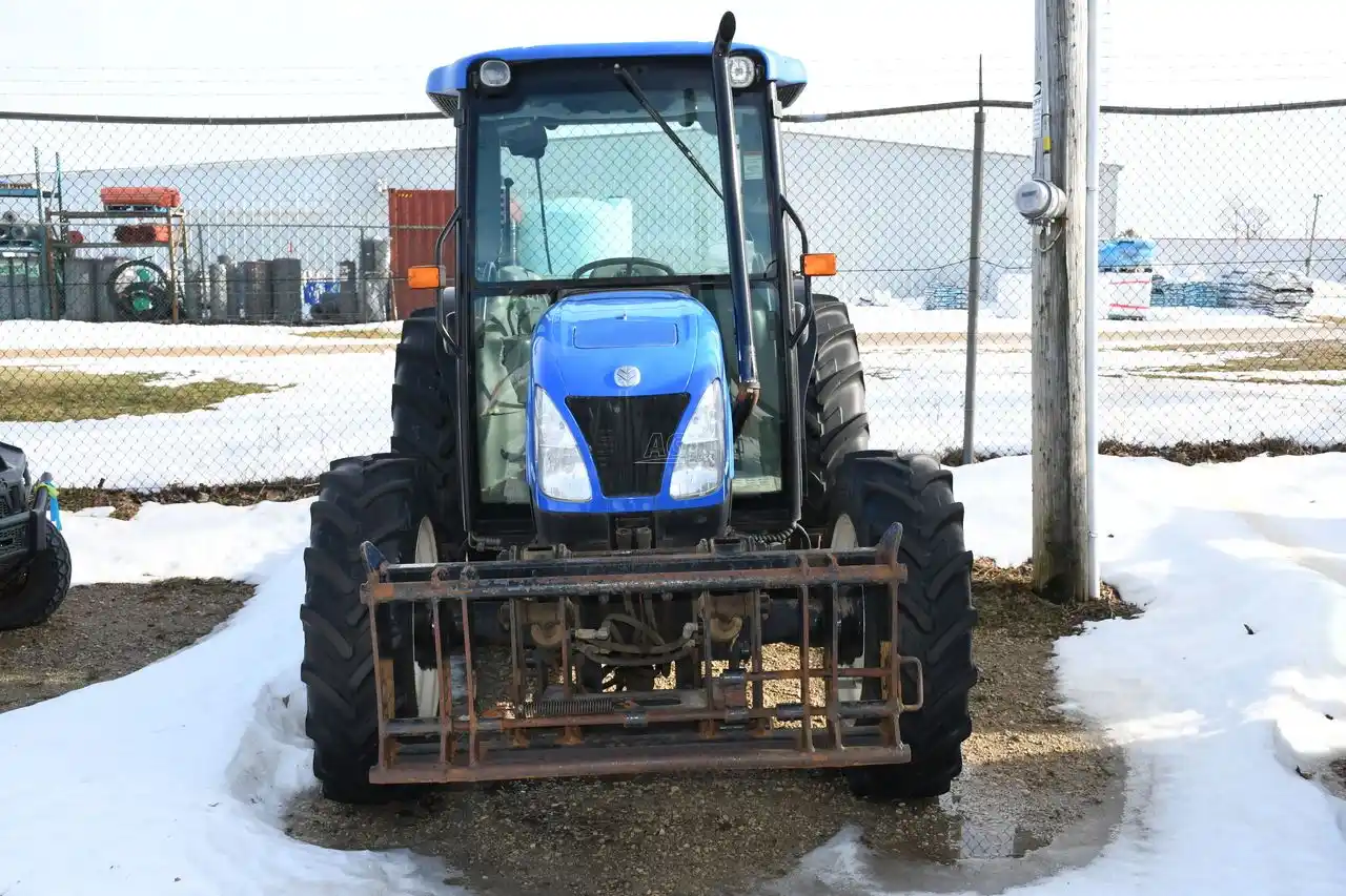 Gallery image 2 for Used 2006 New Holland TN60DA Tractor