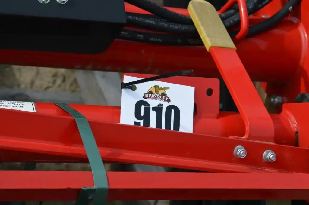 Gallery image 2 for New Alo XL36 Front End Loader