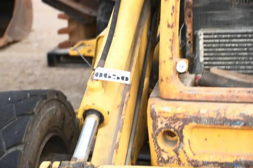 Gallery image 2 for Used New Holland LB90 Backhoe Loader