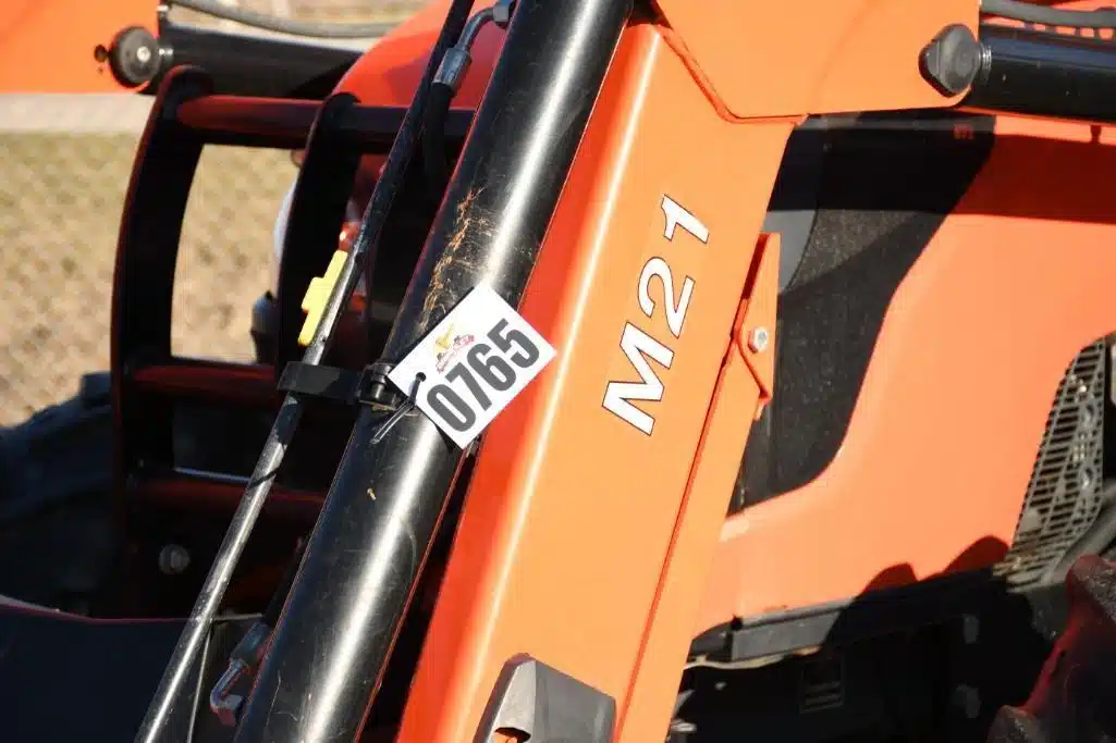 Gallery image 2 for Used Kubota M7060 Tractor