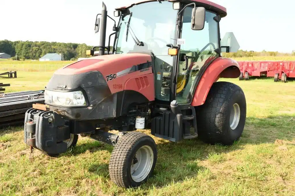 Gallery image 1 for Used Case IH FARMALL 75C Tractor