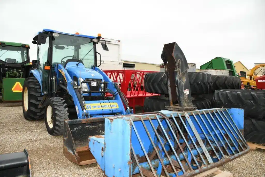 Used New Holland BOOMER 3045 Tractor AgDealer