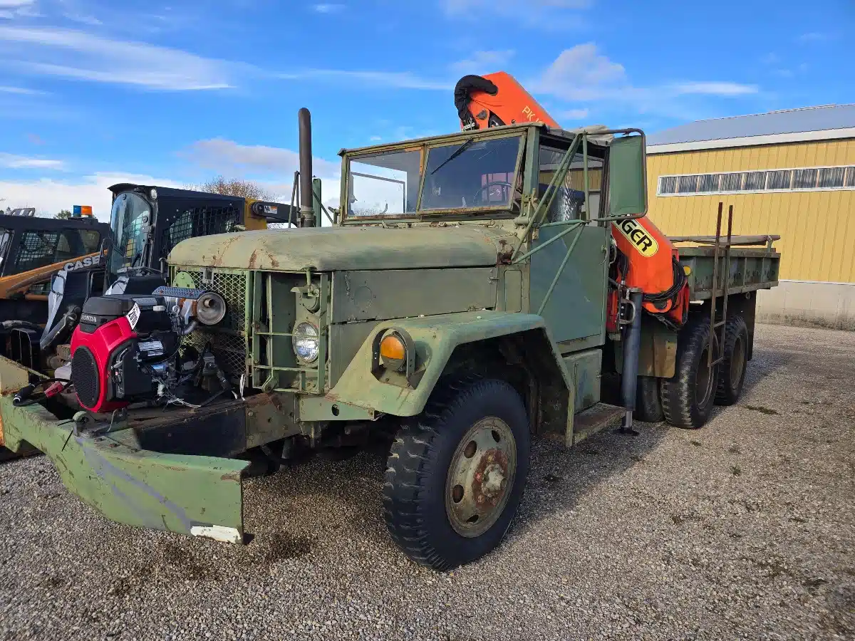 Gallery image 1 for 1969 STUDEBAKER 6X6 Truck - Service